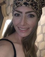 QueenVegas44