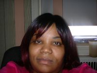 honey brown smart attractive women seeking submissive companion. for weekend trips, good conversation.