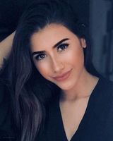 Laura136