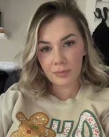 PrettyLois33